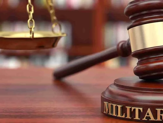 Στρατιωτικά δικαστήρια